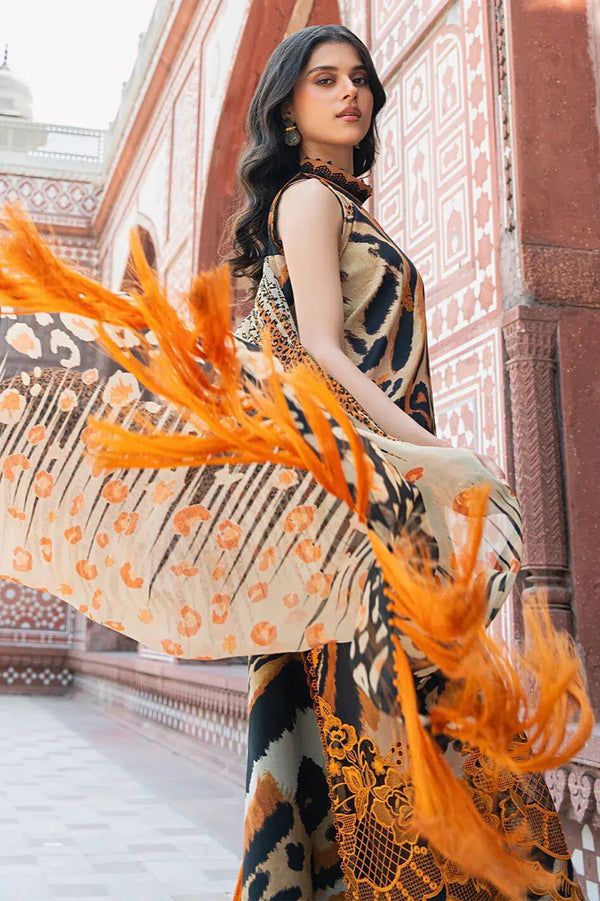Premium Raplica of Naqsh Naaz Shamooz Slik Unstitched 3pc Suit