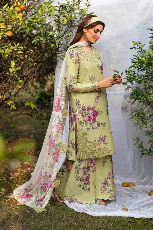 Iznik Digital Print Lawn 3 Piece Suit